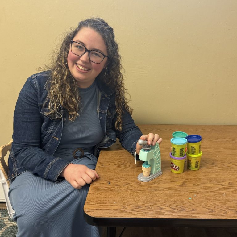 Meet-Ria-scaled-e1727192asd430591-768x768